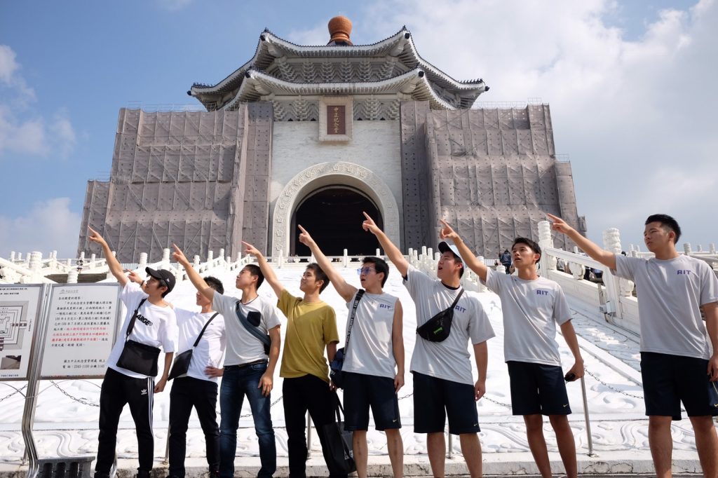 最新のhd修学旅行 服 高校 人気のファッションスタイル